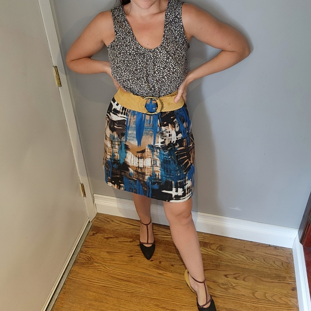 Abstract Work Skirt - Picture 3 of 6